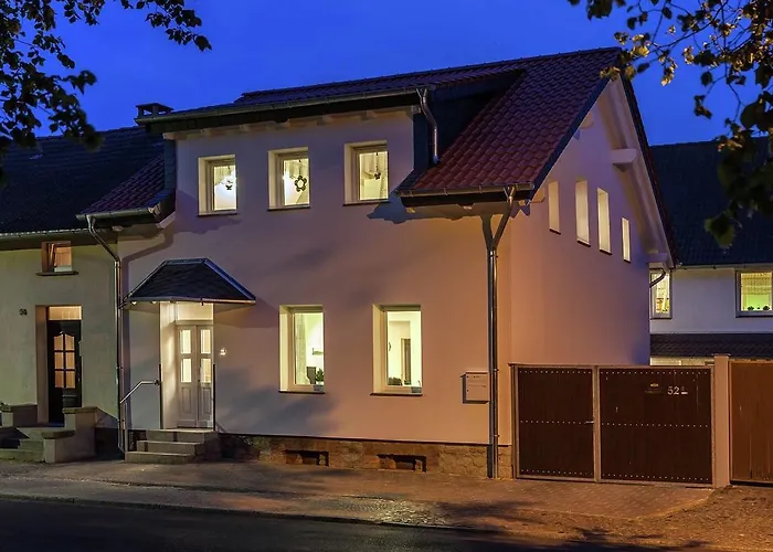 Spacious Multi-level Thale